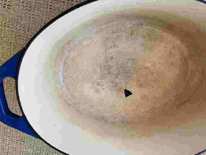 Chasseur cookware showing hole in enamel